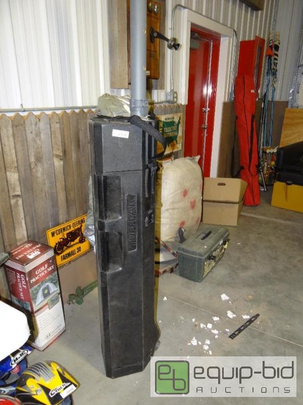 lot 821 image: Lot of 3 fishing pole cases....