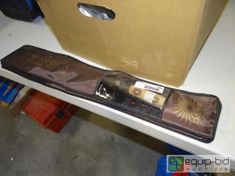 lot 826 image: Diawa Spinmatic-X high performance graphite f...
