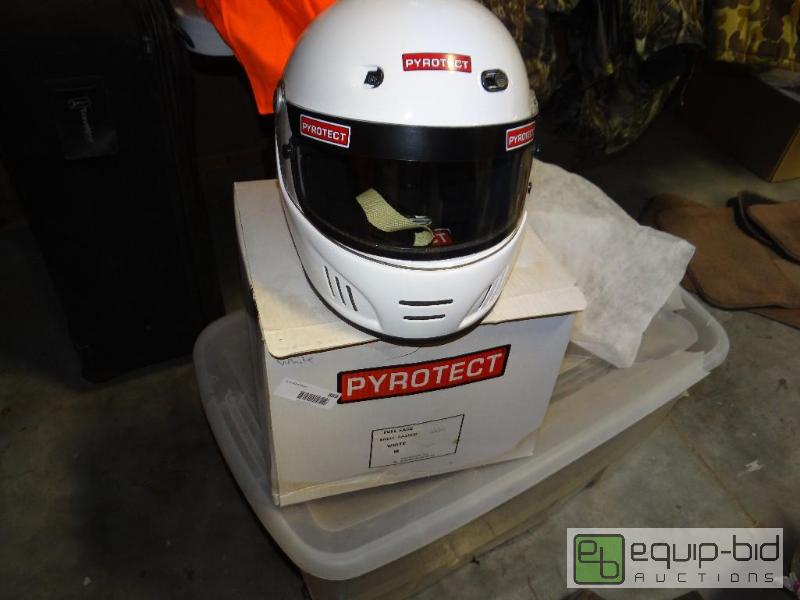 lot 869 image: Pyrotect&nbspmotorcycle helmet with bag new ...