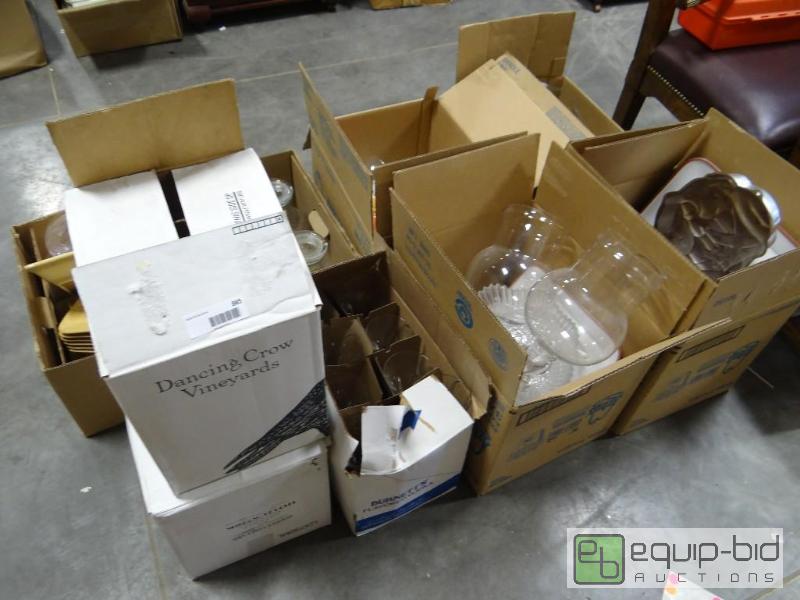 lot 885 image: 8 boxes of various glassware and crystal stem...
