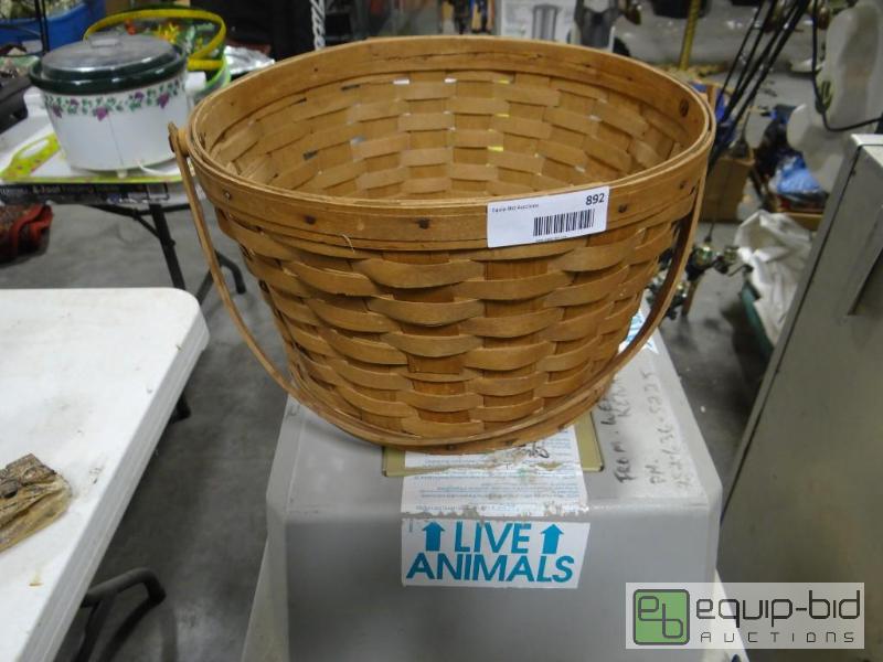 lot 892 image: Longaberger basket with handle....