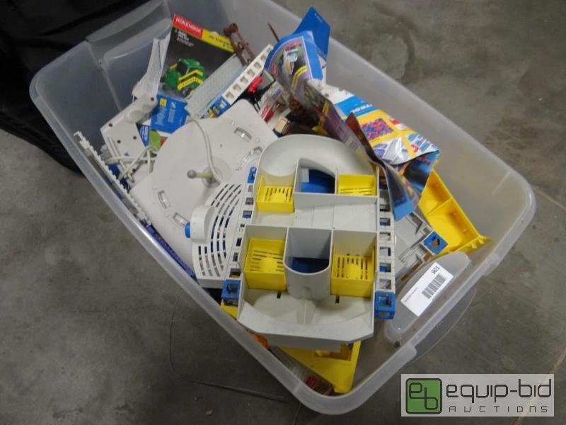 lot 901 image: Tote full of kids toys and Thomas the train t...