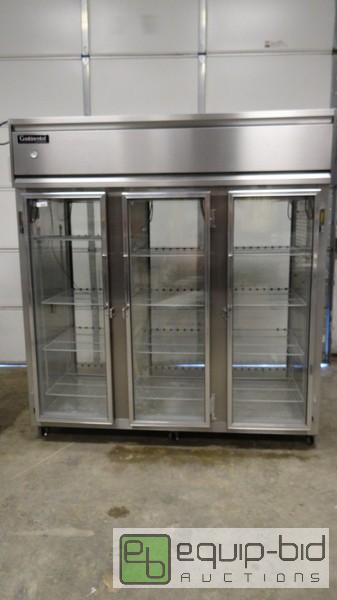 lot 144 image: Continental Refrigerator 78 6 Door Double Sided Cooler With Shelving