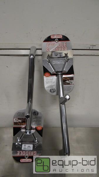 lot 204 image: Pair Of New Chef Master 5 12 Griddle Scrapers