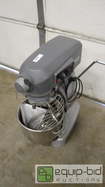 lot 239 image: New Hobart Legacy 20 qt Mixer w Bowl And Attachment