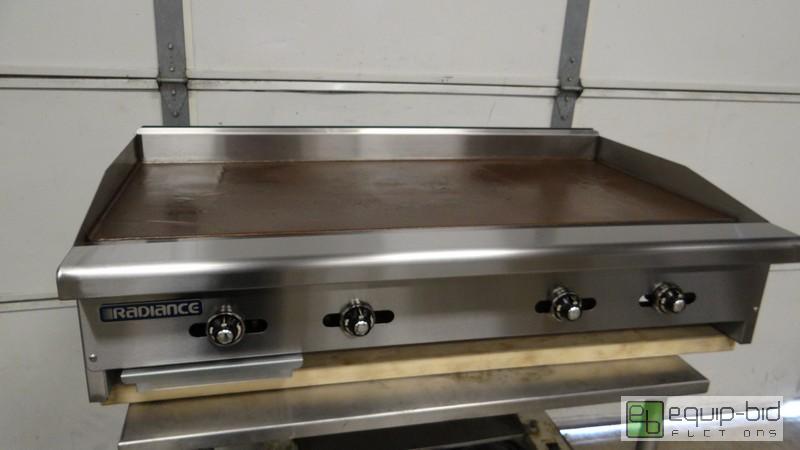 lot 246 image: New Commercial Radiance Countertop 48 Natural Gas Griddle