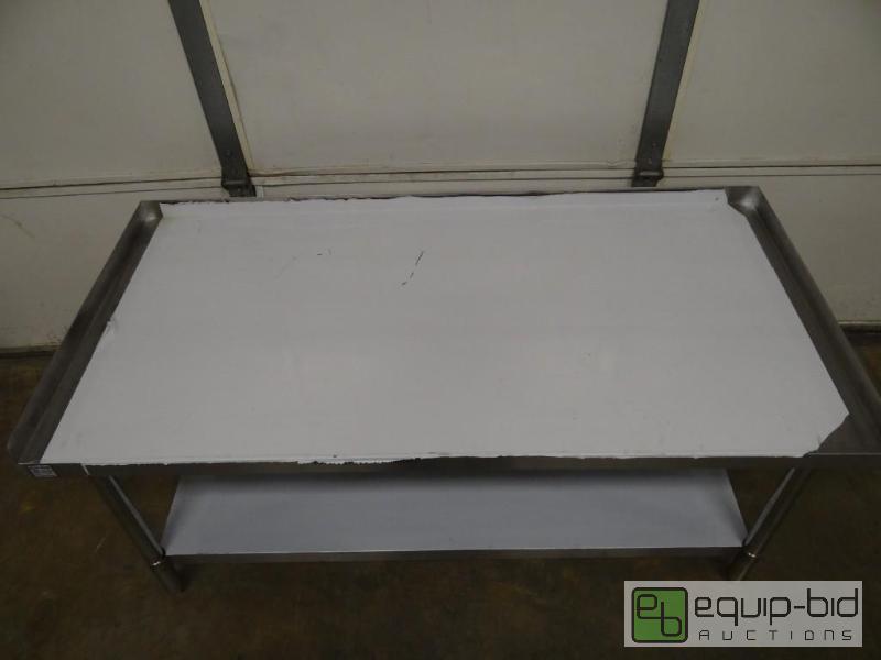 lot 284 image: Brand New 60x30 Stainless Steel Equipment Stand