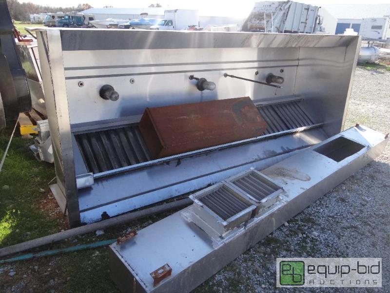 lot 319 image: Stainless Vent Hood System w Ventalation And Ansul Bottles