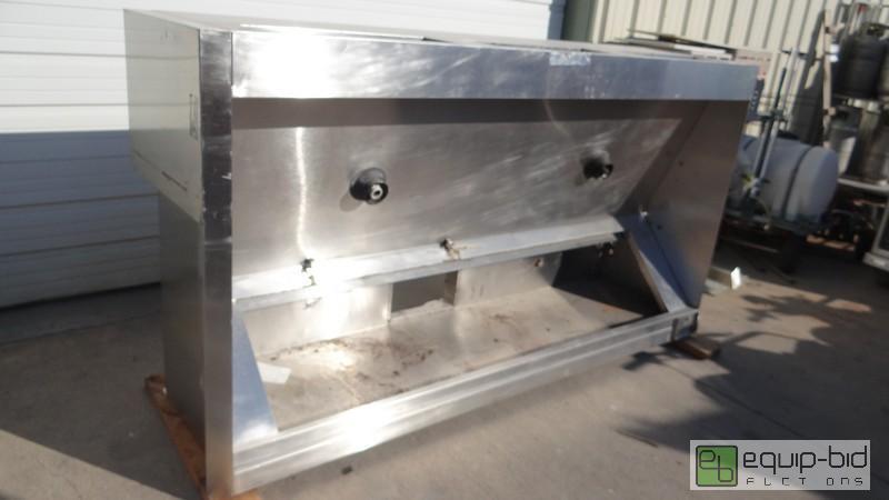 lot 322 image: Stainless Hood With Roof Top Fan Unit
