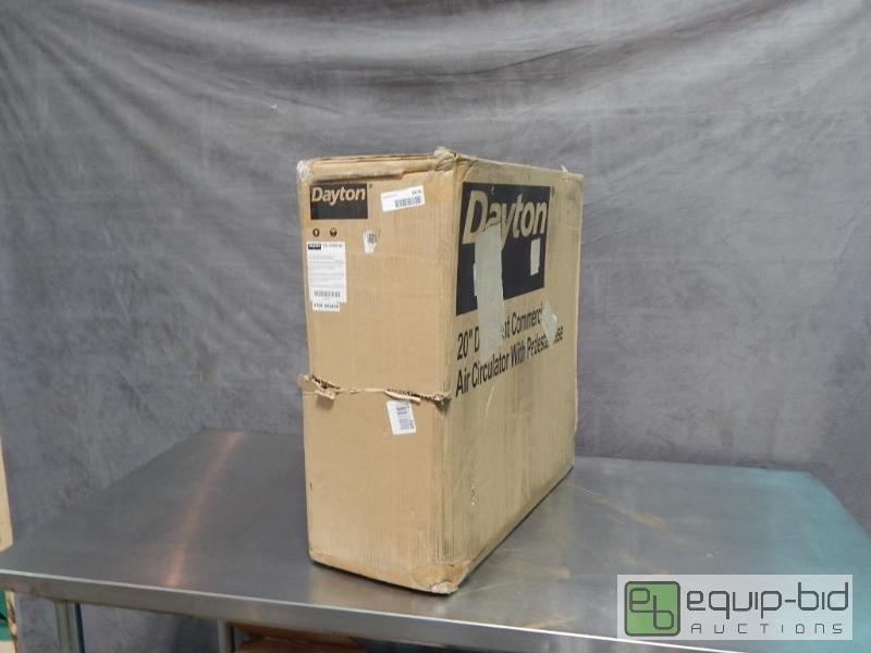 lot 3476 image: Dayton 20 Light Commercial Air Circulator With Pedestal Base