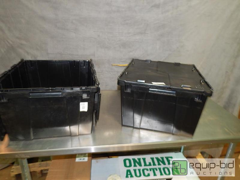 lot 3519 image: Lot of Totes