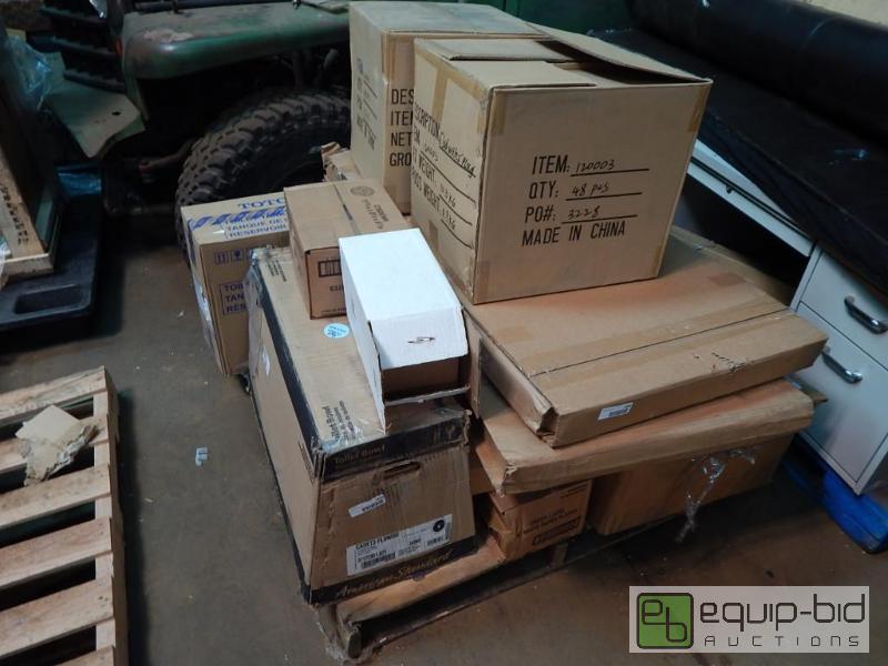 lot 3538 image: Lot of Misc