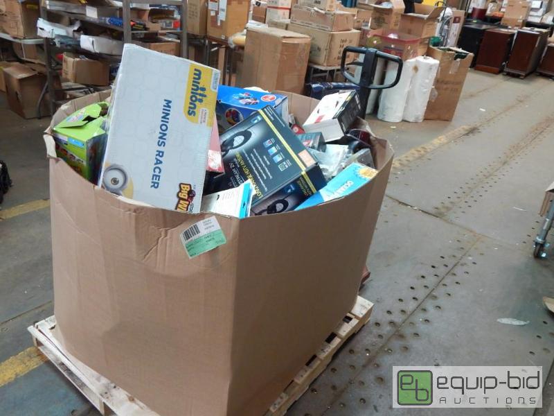 lot 3543 image: Very Large Lot of Misc Store Returns and or Overstocks Untested