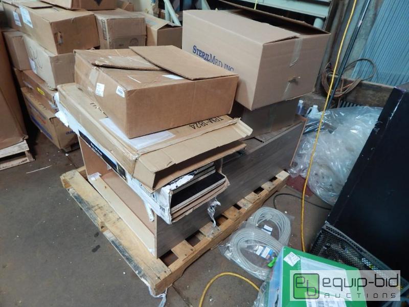 lot 3546 image: Lot Of Misc