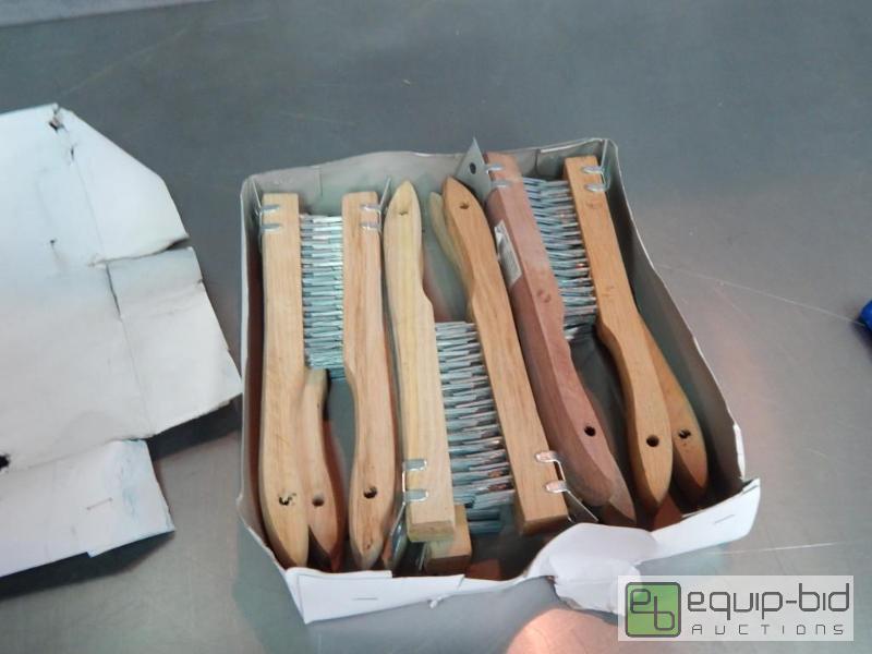 lot 3627 image: Lot of Wire Brushes