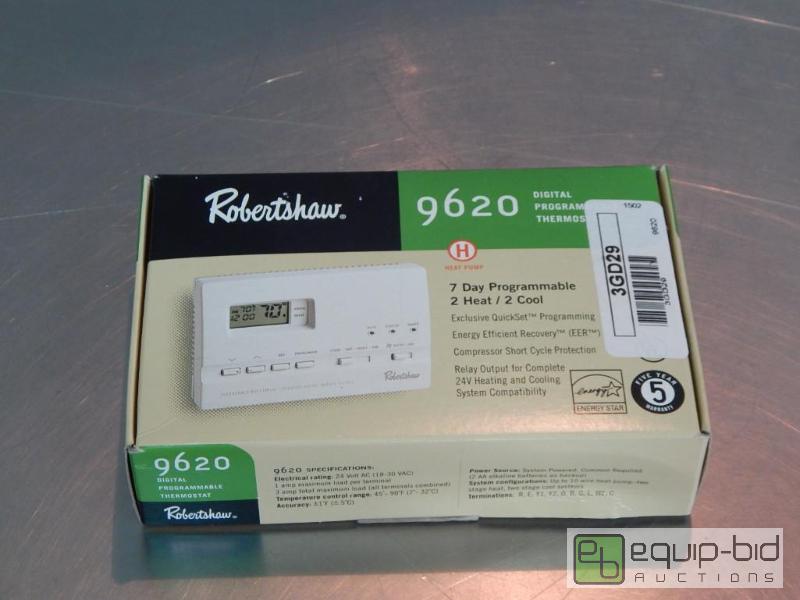 lot 3636 image: Robertshaw Thermostat