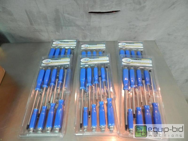 lot 3665 image: Lot of Hammer Head Screwdrivers