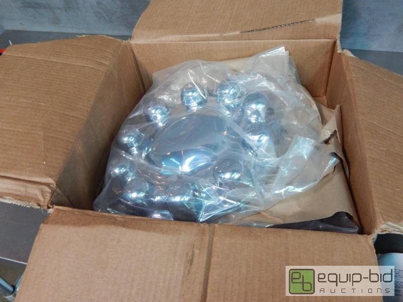 lot 3700 image: 2 Alcoa Hub Covers