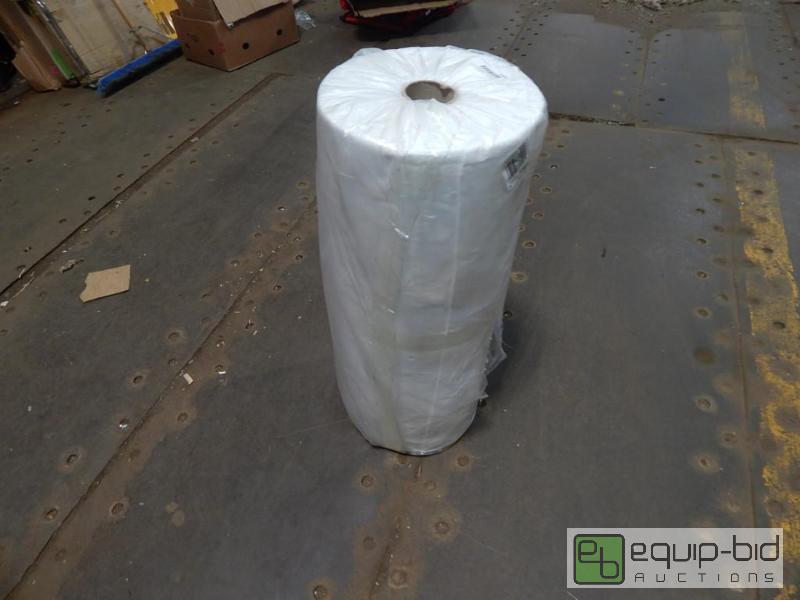 lot 3789 image: Oil sorbent Roll