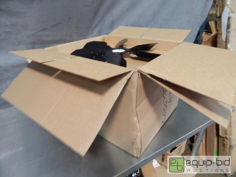 lot 3794 image: Box of Flex Fan Blades