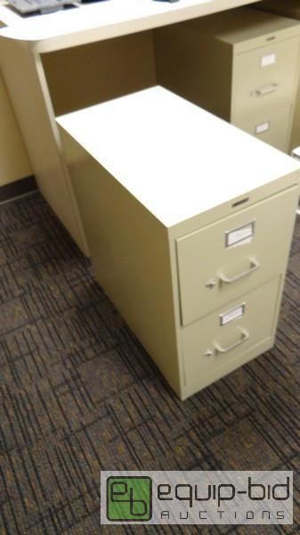 lot 406 image: American Hickory 2 Drawer File Cabinet