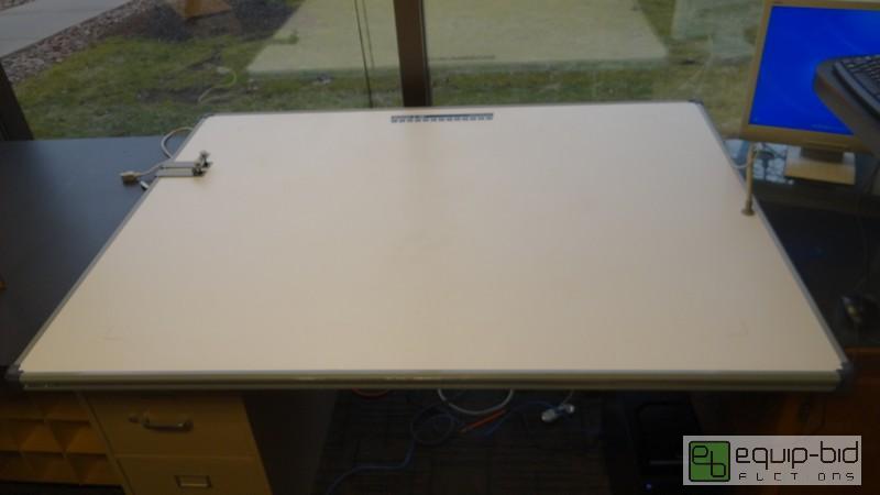 lot 426 image: GTCO CALComp Super L III Large Format Digitizer