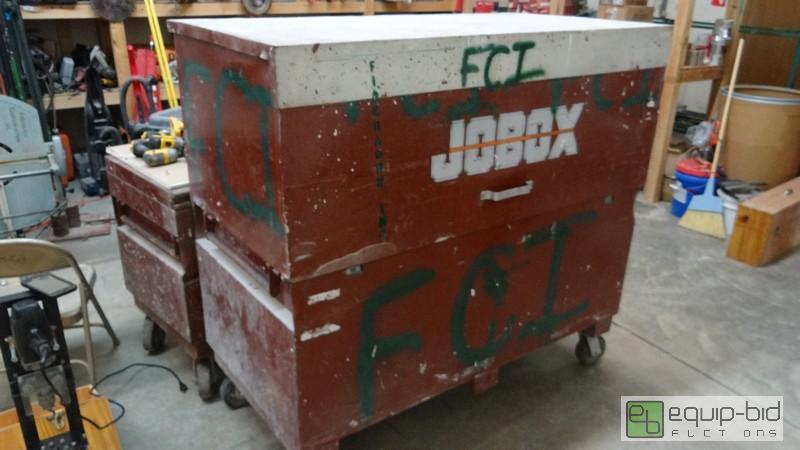 lot 465 image: Large Upright Jobox With Contents
