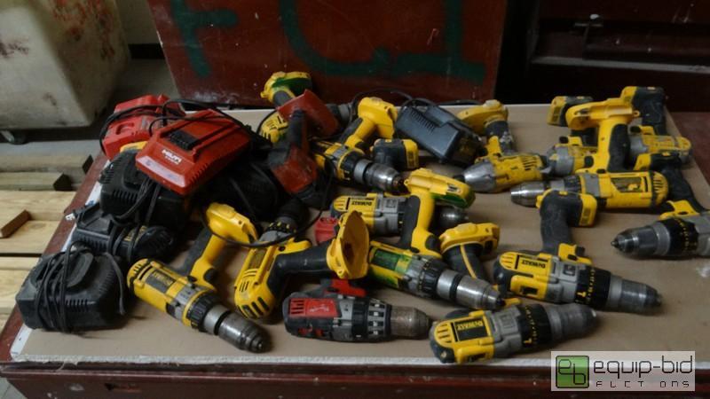 lot 469 image: Large Lot Of Battery Powered Tools