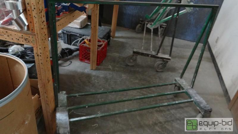 lot 475 image: Drywall Cart On Casters