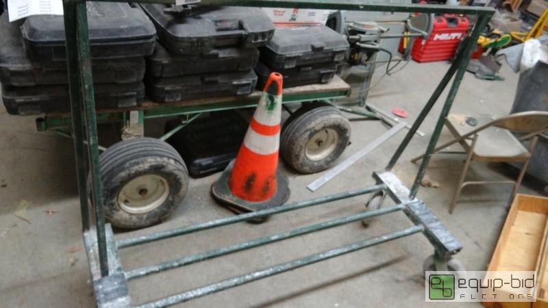 lot 477 image: Drywall Cart On Casters