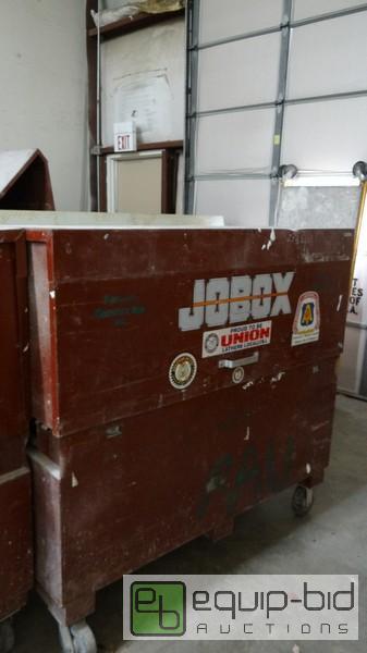 lot 496 image: Large Upright JobBox With Contents