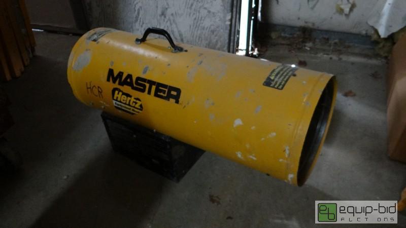 lot 506 image: Master Propane Forced Air Heater