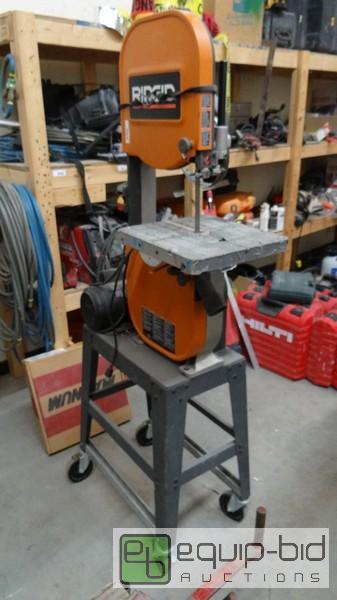 lot 514 image: Rigid Band Saw On Rolling Base