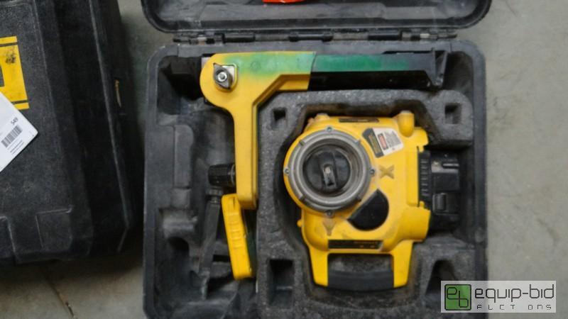 lot 546 image: DeWalt Rotary Laser  Survey  Set w Case