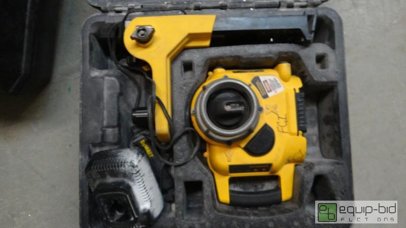 lot 548 image: DeWalt Rotary Laser Survey Set w Case