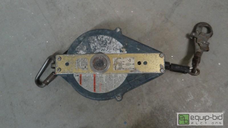 lot 569 image: Self Retracting Lifeline