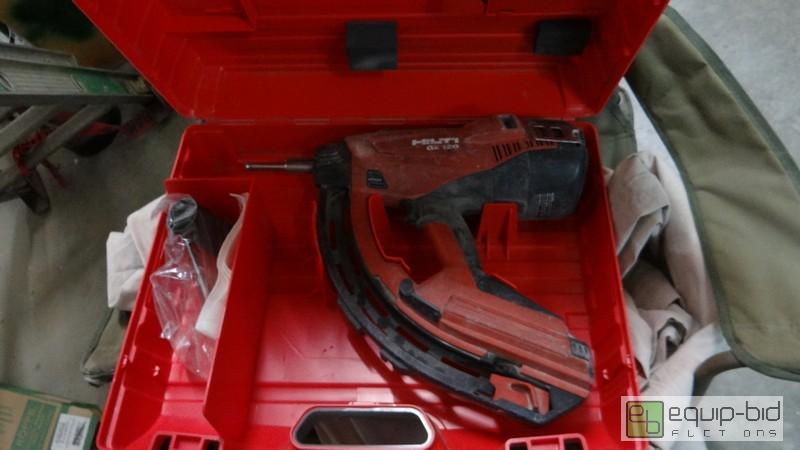 lot 580 image: Hilti Ramset Gun