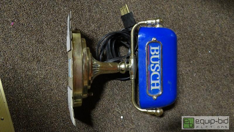 lot 704 image: Busch Beer Light Display