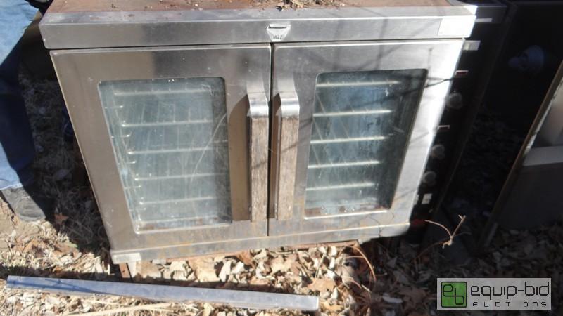 lot 715 image: Pair Of Stackable Full Size Ovens