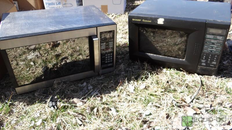 lot 747 image: Pair Of Residential Microwaves