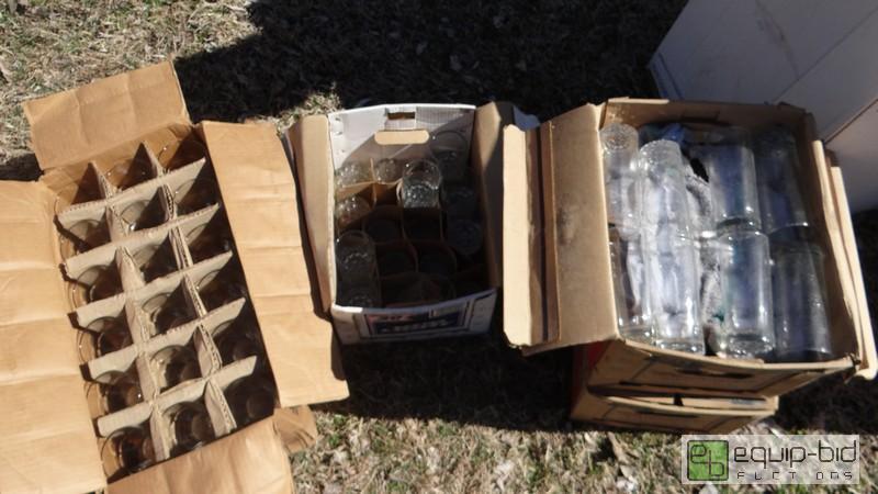 lot 749 image: Large Lot Of Assorted GlassWare
