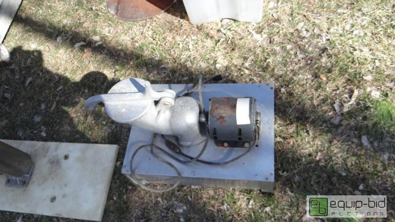 lot 779 image: Heavy Duty Ice Shaver With Motor