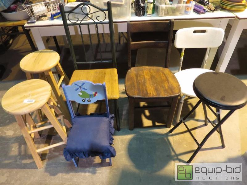 lot 108 image: Chair lot