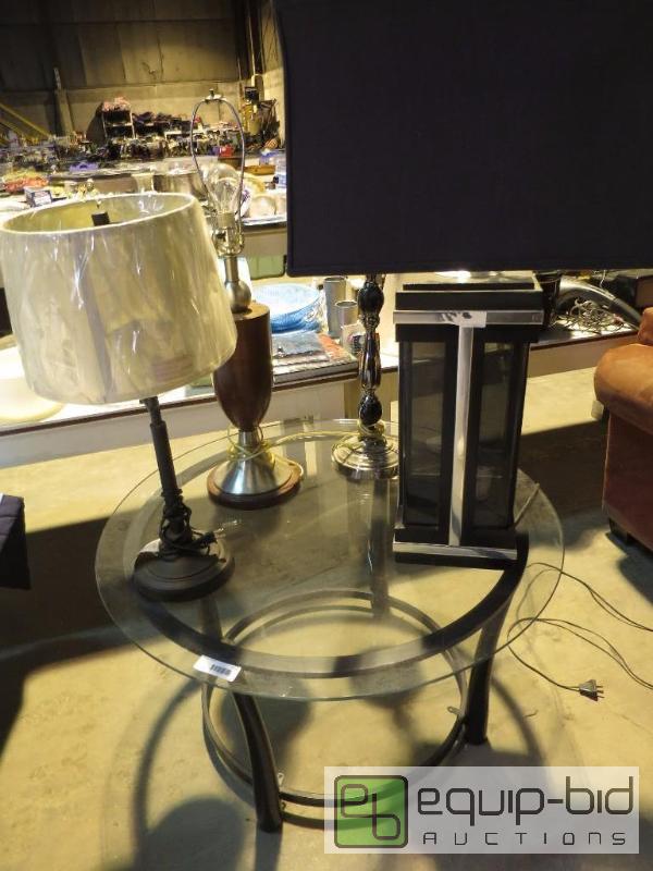 lot 112 image: Household Lamp Lot