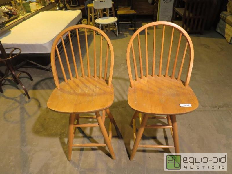 lot 117 image: Wooden Chairs Bar Height