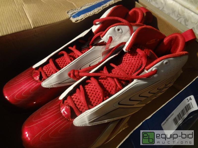 lot 134 image: Pro football shoes