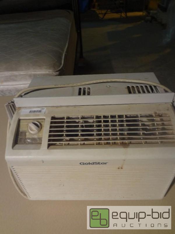 lot 143 image: AC UNIT