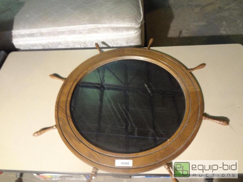 lot 152 image: Mirror