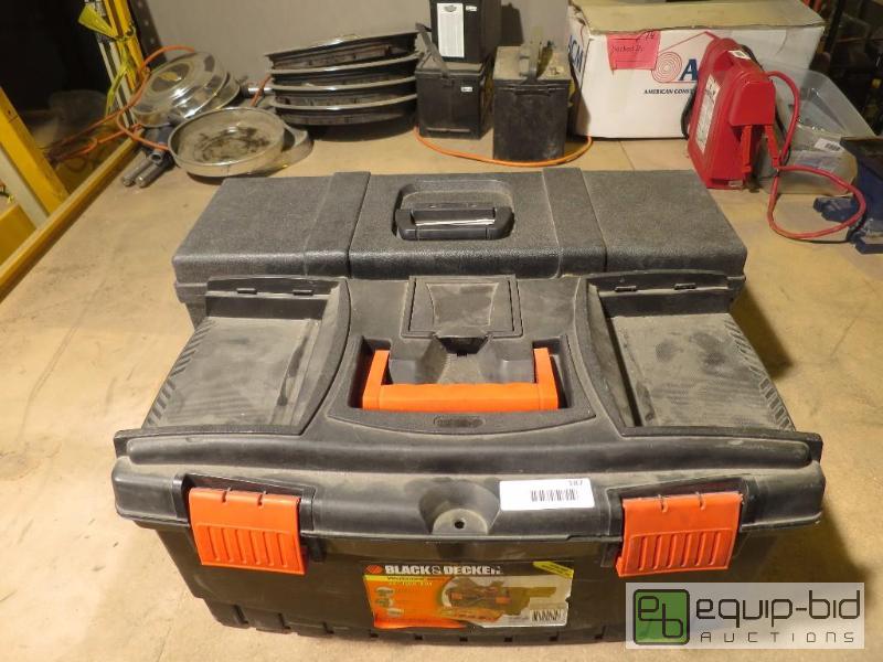 lot 187 image: Tool boxes