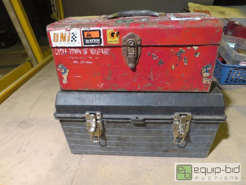 lot 199 image: Tool lot of tool boxes